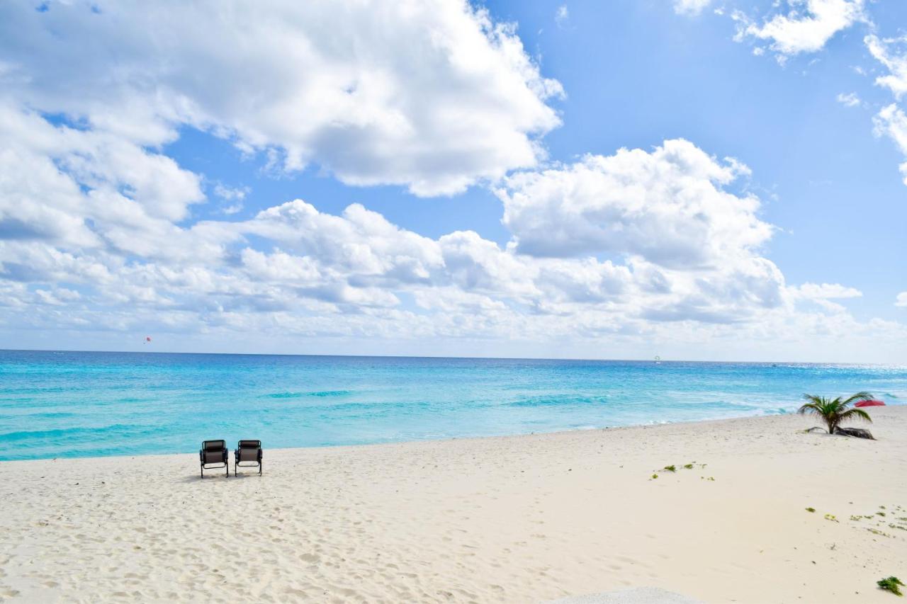 Departamento Sobre La Playa Канкун Экстерьер фото